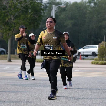 Runner Photo 6188528