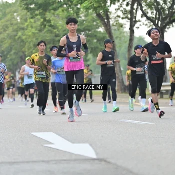 Runner Photo 6188532