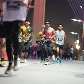 Runner Photo 6188534