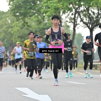 Runner Photo 6188549