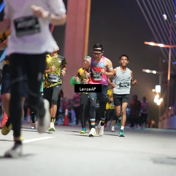 Runner Photo 6188553