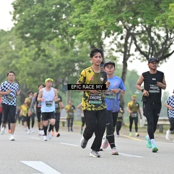 Runner Photo 6188571