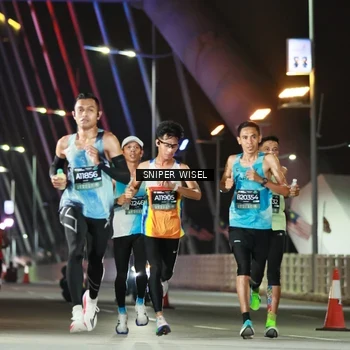 Runner Photo 6188583