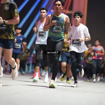 Runner Photo 6188587