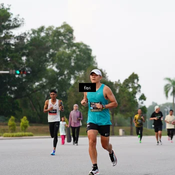 Runner Photo 6188659