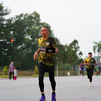 Runner Photo 6188682