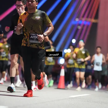 Runner Photo 6188719