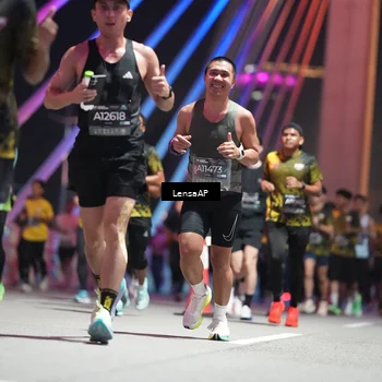 Runner Photo 6188801