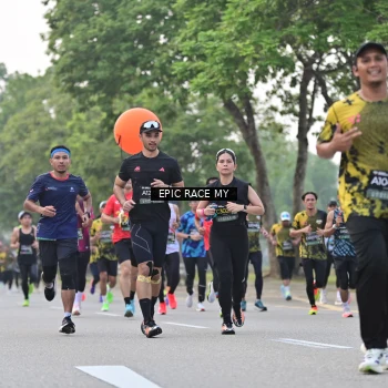 Runner Photo 6188842