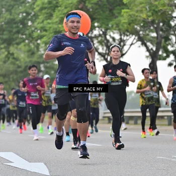 Runner Photo 6188878