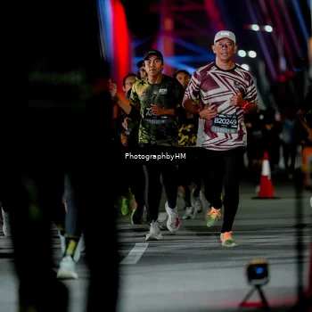 Runner Photo 6188900