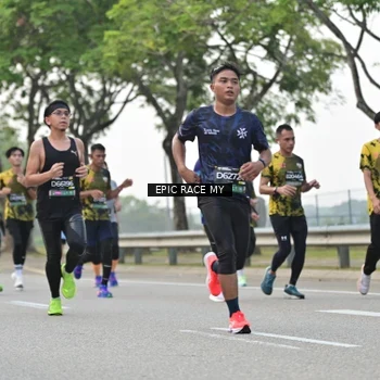 Runner Photo 6188914