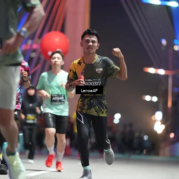 Runner Photo 6188979