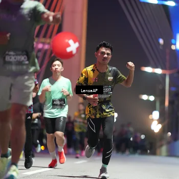 Runner Photo 6188998