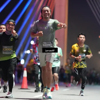 Runner Photo 6189013