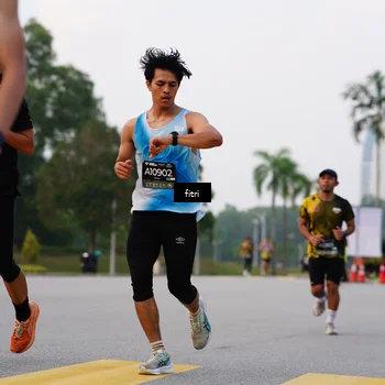 Runner Photo 6189015