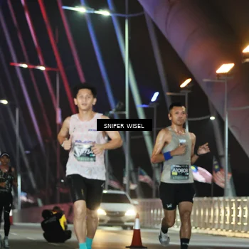 Runner Photo 6189019