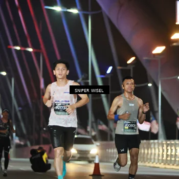 Runner Photo 6189025