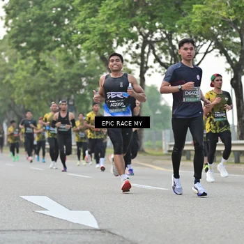 Runner Photo 6189029