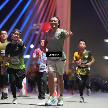 Runner Photo 6189037