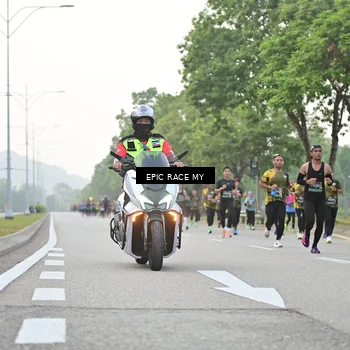 Runner Photo 6189051