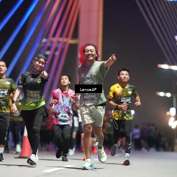 Runner Photo 6189054