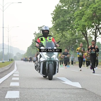 Runner Photo 6189055