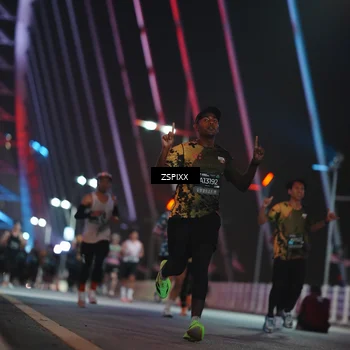Runner Photo 6189060
