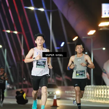 Runner Photo 6189071