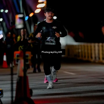 Runner Photo 6189074