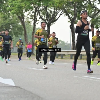 Runner Photo 6189076