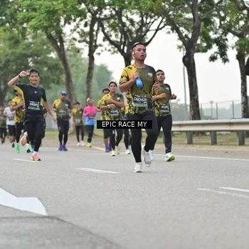 Runner Photo 6189077