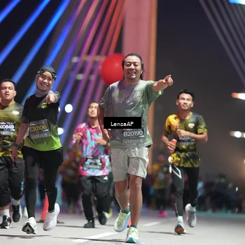 Runner Photo 6189095