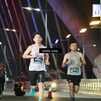 Runner Photo 6189099