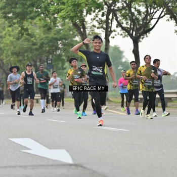 Runner Photo 6189104