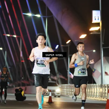 Runner Photo 6189110