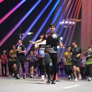 Runner Photo 6189130