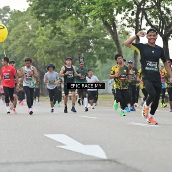 Runner Photo 6189145