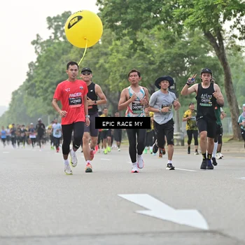 Runner Photo 6189172