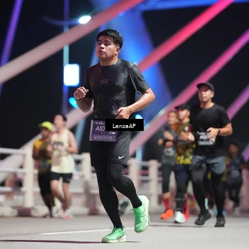 Runner Photo 6189215