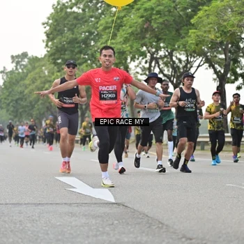 Runner Photo 6189223