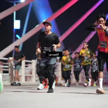 Runner Photo 6189243