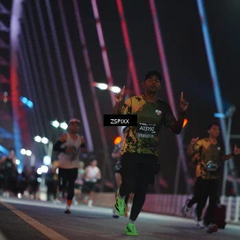 Runner Photo 6189267