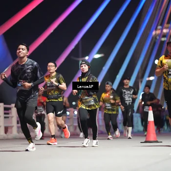 Runner Photo 6189297