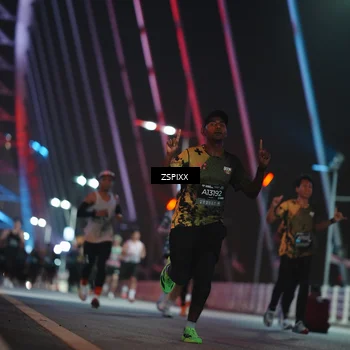 Runner Photo 6189299