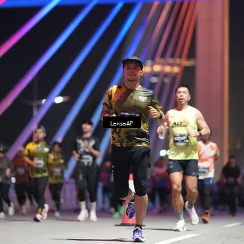 Runner Photo 6189317