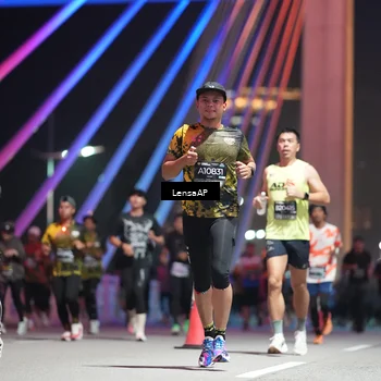 Runner Photo 6189324