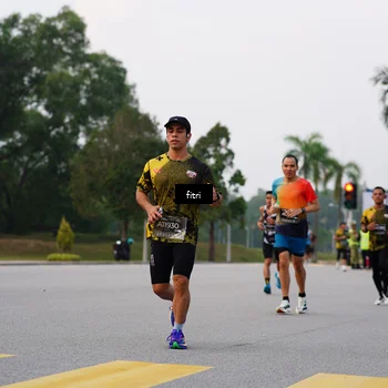 Runner Photo 6189345