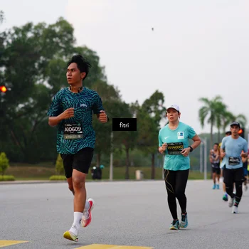 Runner Photo 6189372