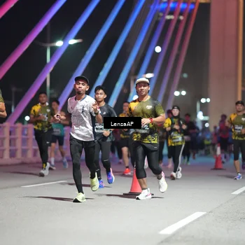 Runner Photo 6189385